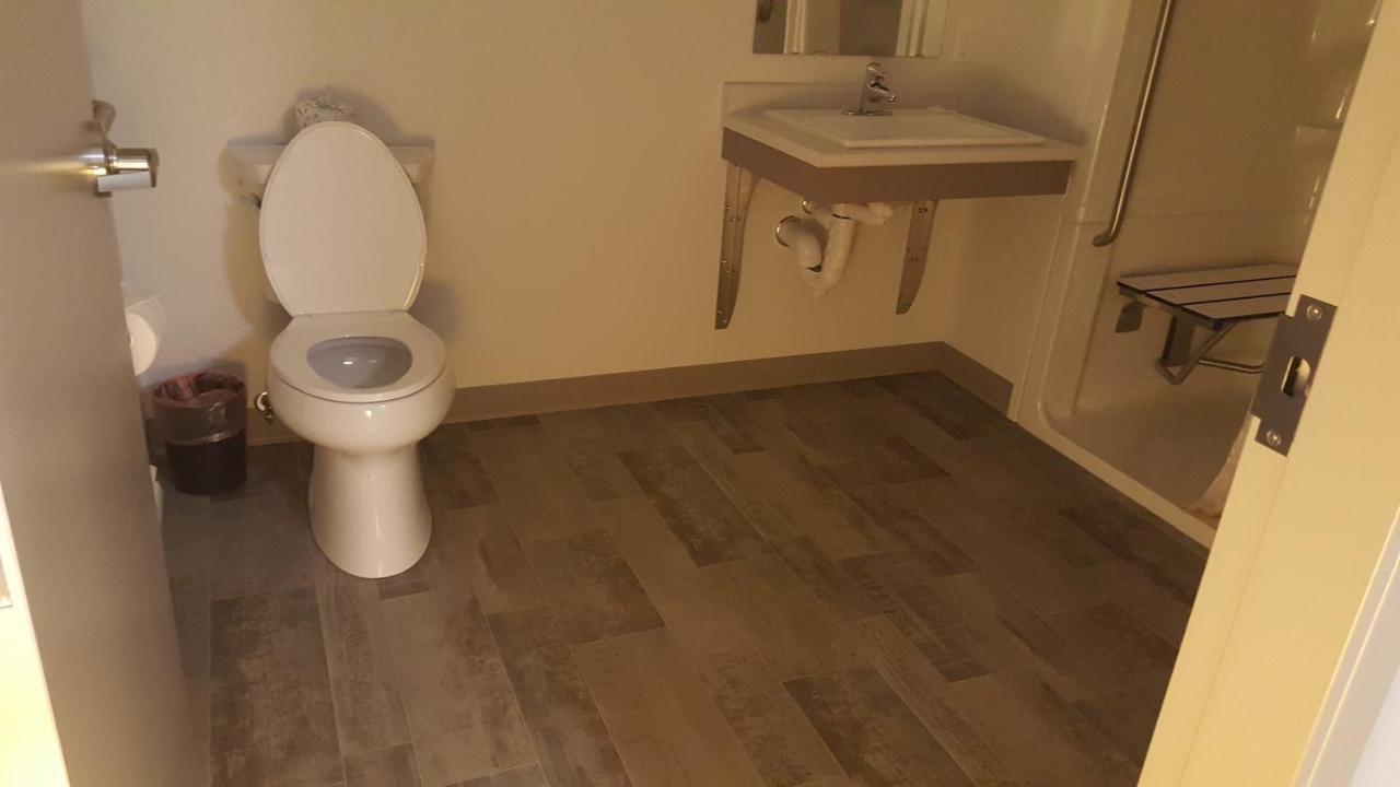 Centennial Motel Kindersley Zewnętrze zdjęcie
